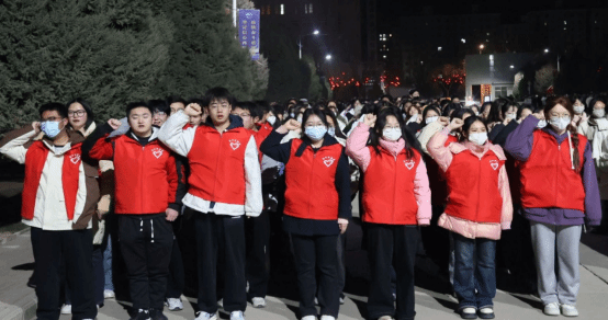 学院青年志愿者分会开展“学雷锋月”系列志愿服务活动